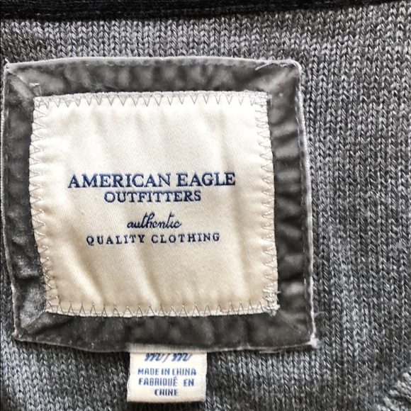 AE Sweater, Size Medium, NWT 🦅 - Picture 2 of 2